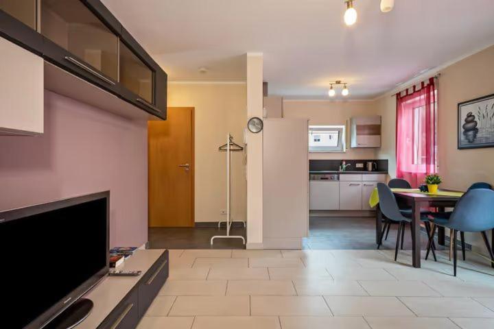 Ferienwohnung Diamond Фрідріхсгафен Екстер'єр фото